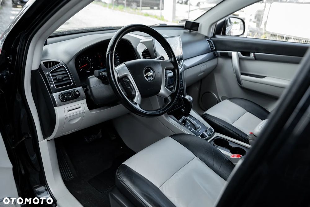 Chevrolet Captiva 3.0 V6 SIDI AWD Automatik LTZ - 18