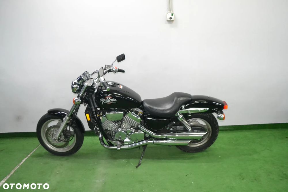 Honda VF - 7