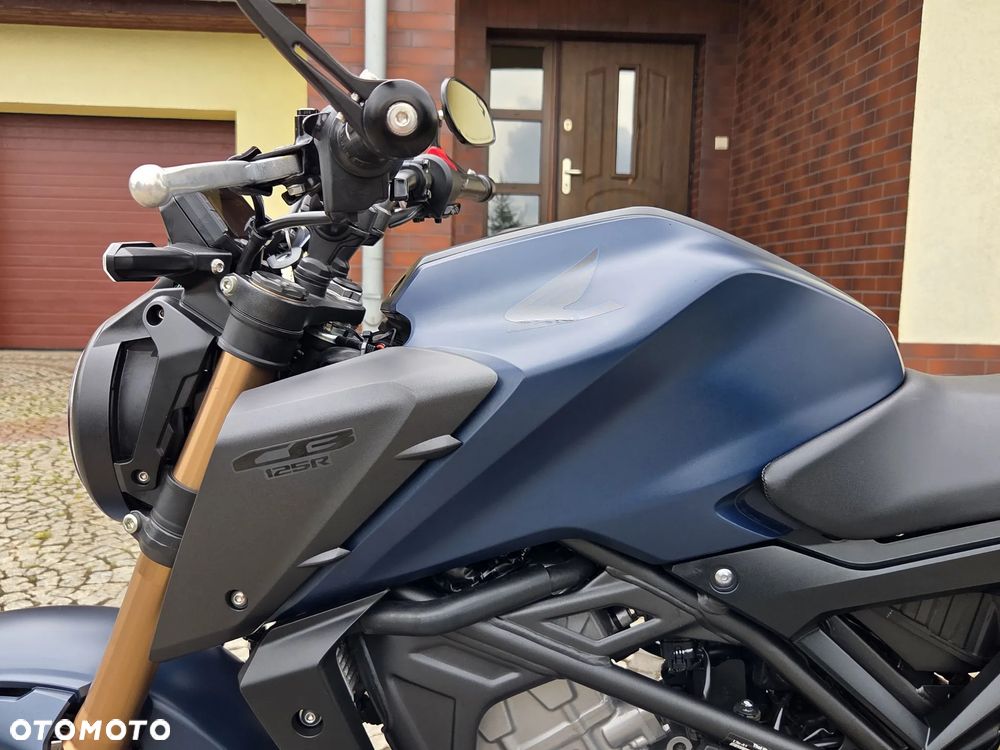 Honda CB - 32