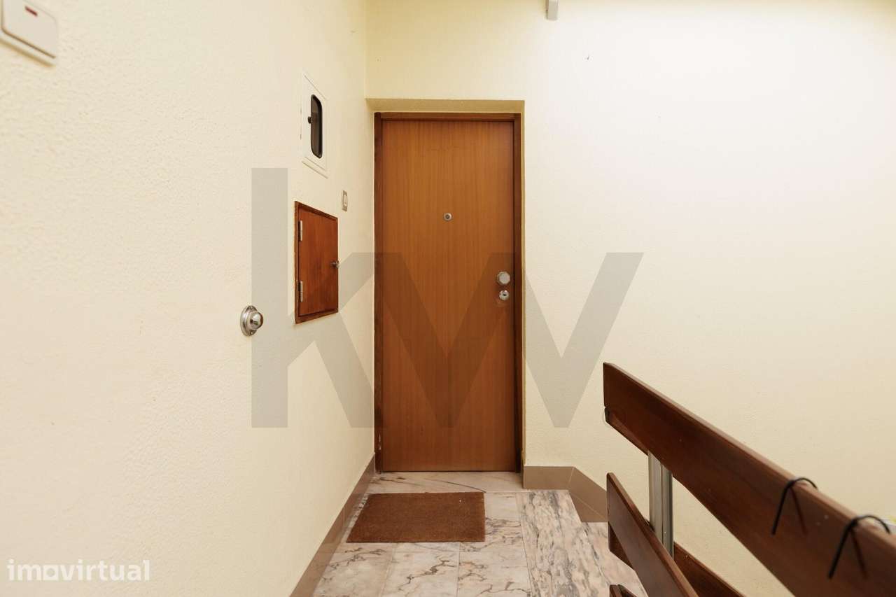 Apartamento T3 com Varanda Fechada | Moita - Grande imagem: 2/23