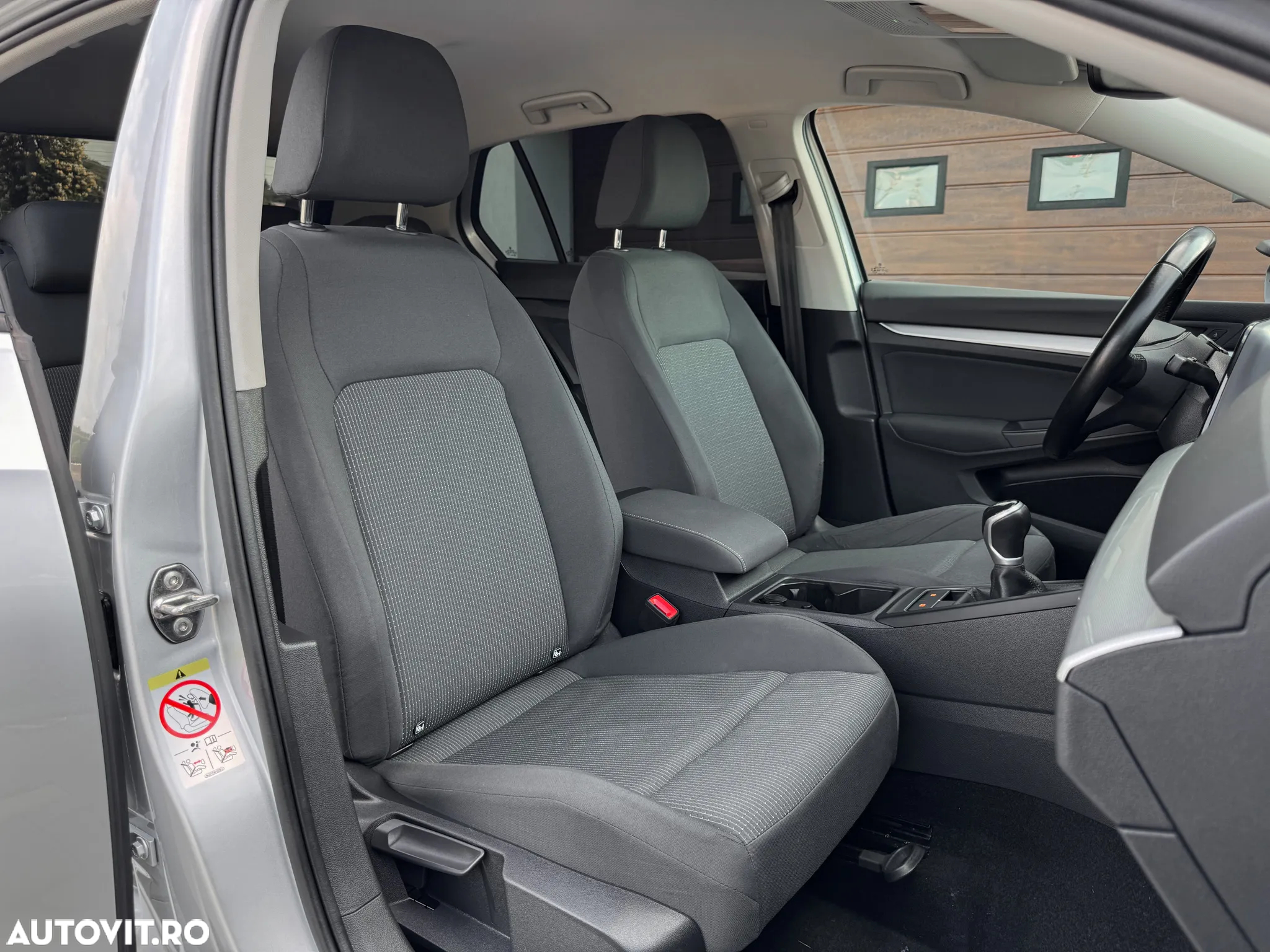 Volkswagen Golf 1.0 TSI OPF - 7