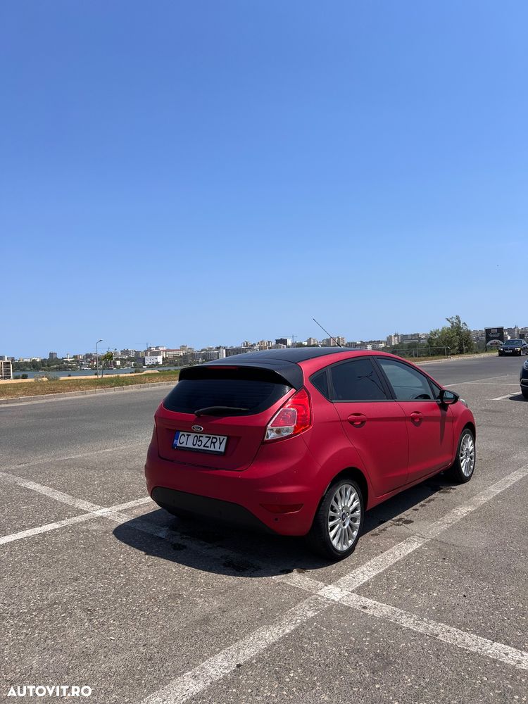 Ford Fiesta - 23