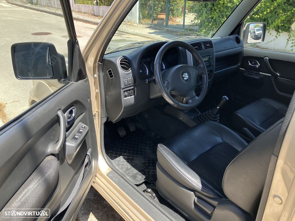 Suzuki Jimny - 8