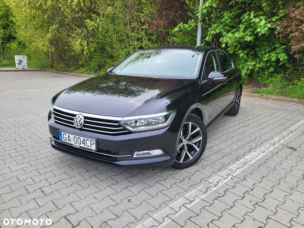 Volkswagen Passat 1.8 TSI BMT Comfortline - 1