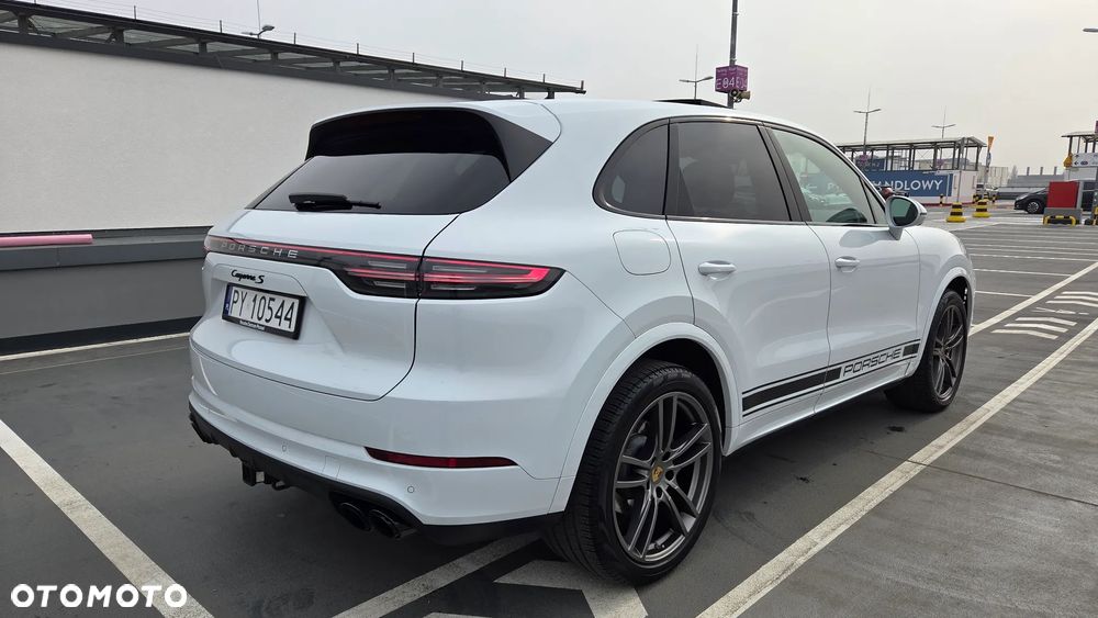 Porsche Cayenne S - 5