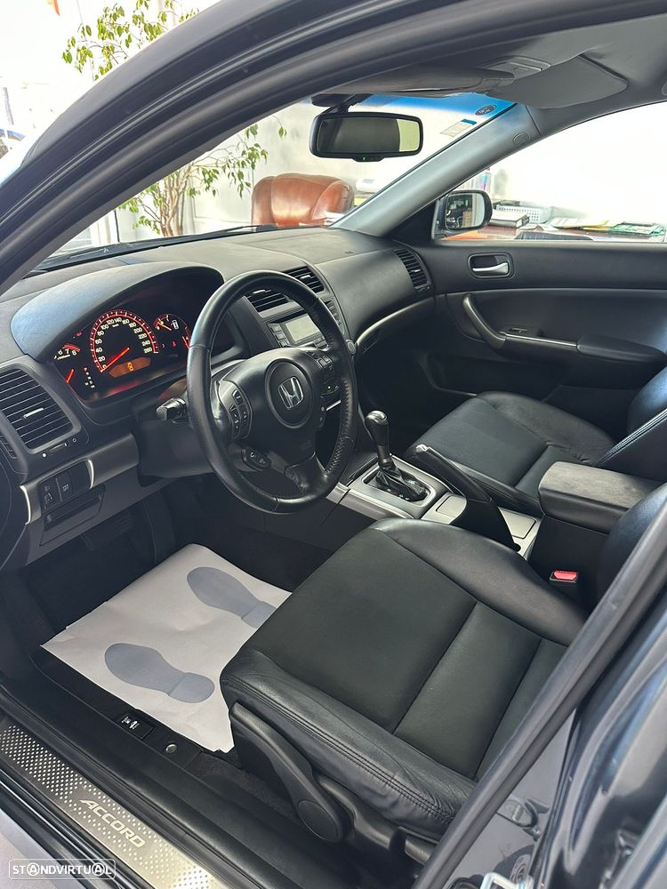 Honda Accord 2.0 Sport Auto. - 11