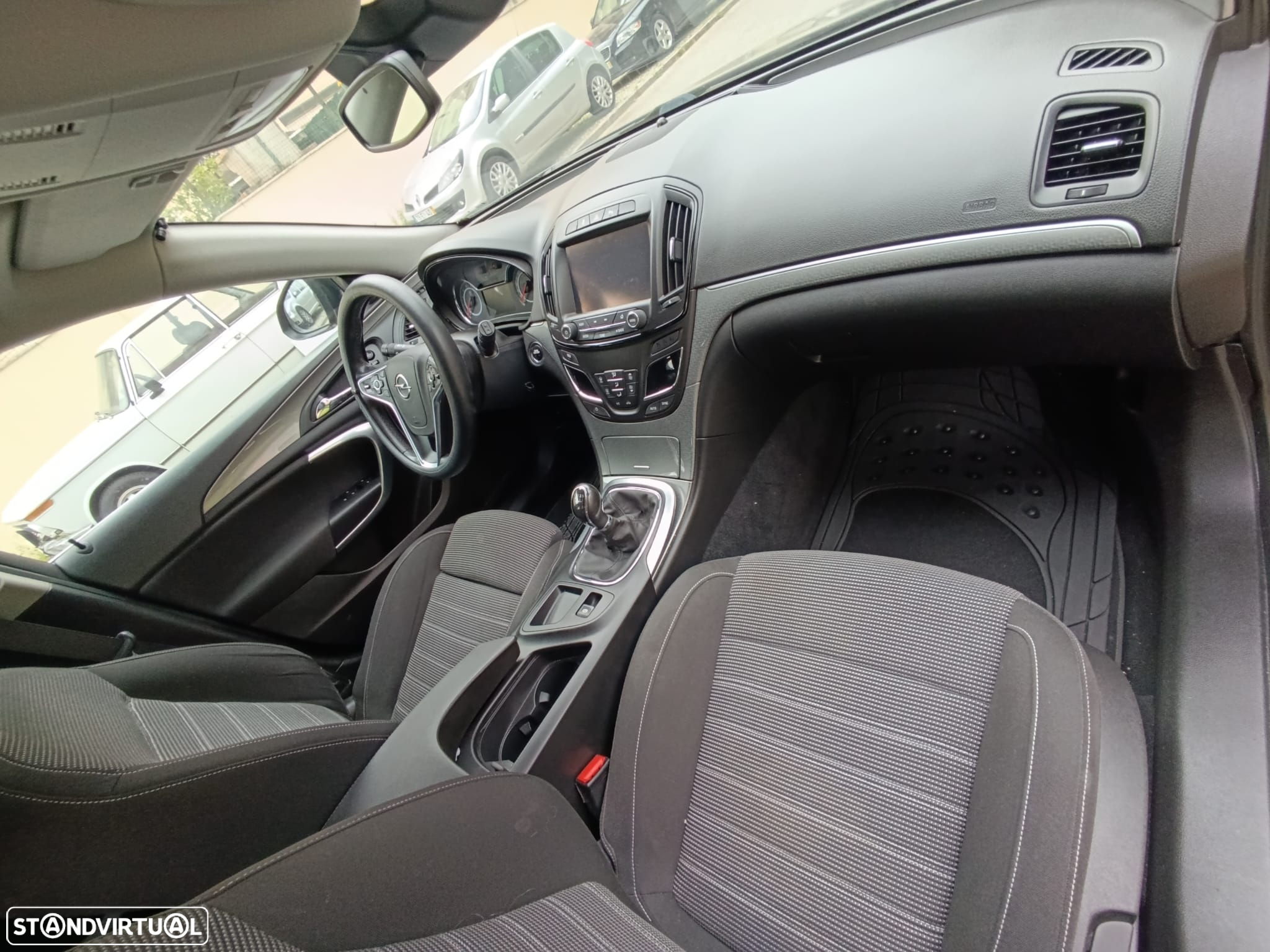 Opel Insignia Sports Tourer 1.6 CDTi Executive S/S - 23