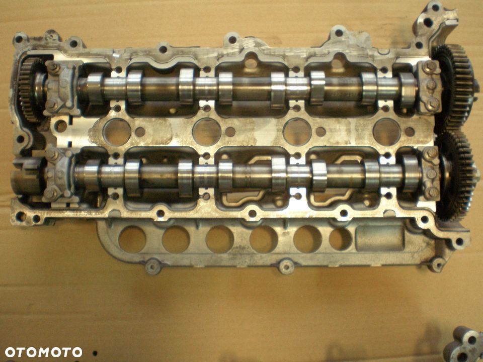 Pokrywa zaworów Opel Vivaro 2.0 CDTI - 5