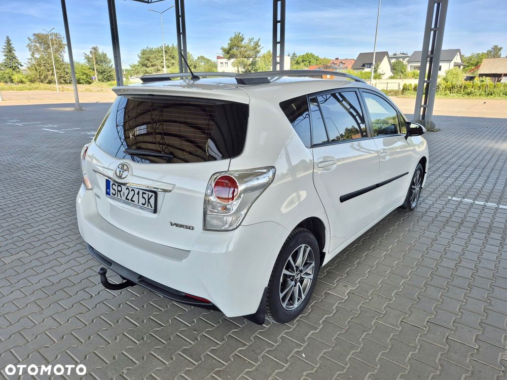 Toyota Verso 1.8 Prestige 7os - 7