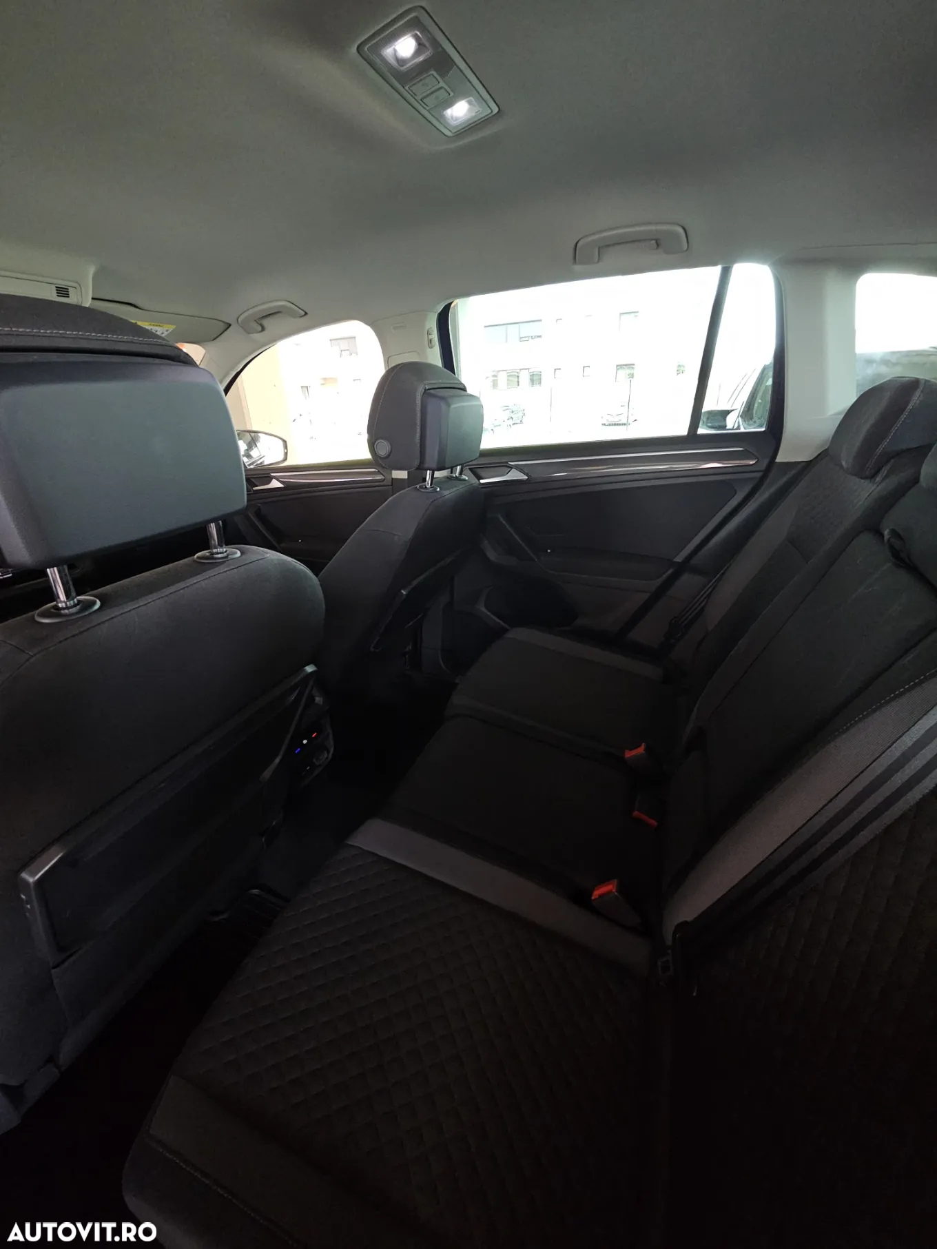 Volkswagen Tiguan 1.5 TSI ACT Comfortline - 8