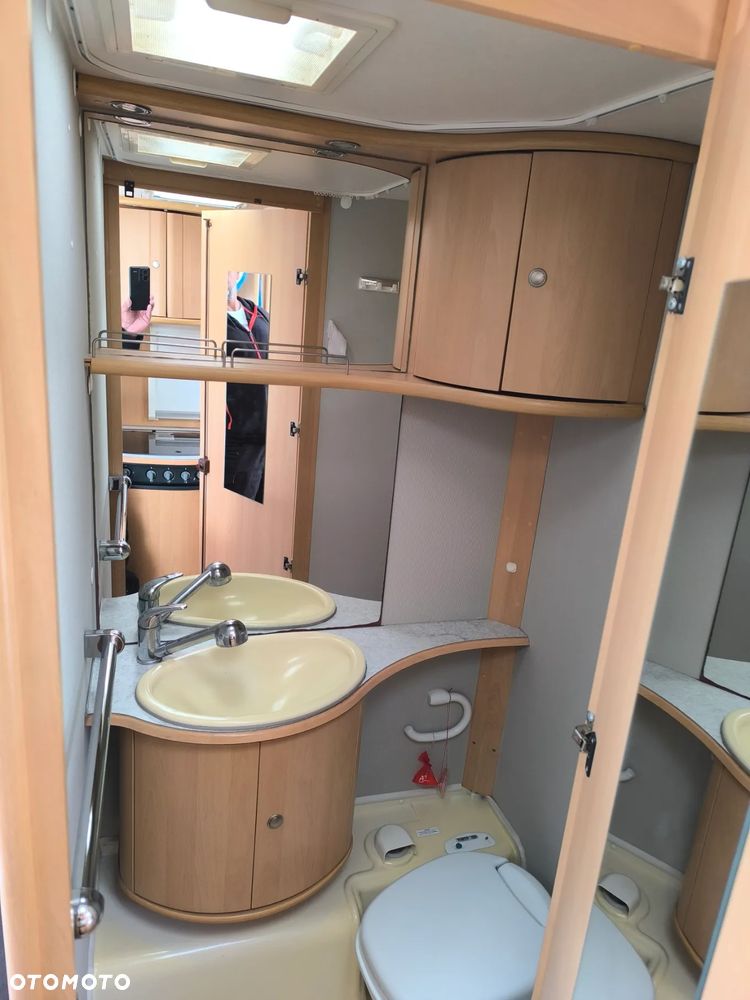 Dethleffs EF2 Camper - 14