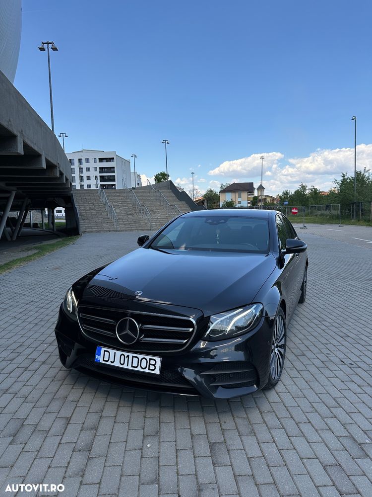 Mercedes-Benz E 200 4MATIC Aut. - 3