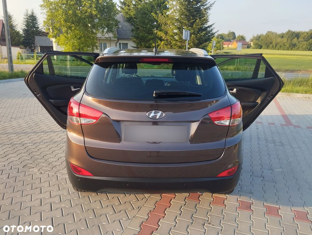 Hyundai ix35 blue 1.6 2WD Finale Gold - 17