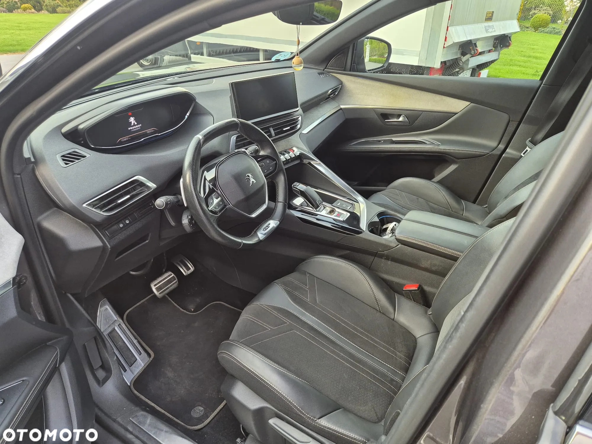 Peugeot 5008 1.5 BlueHDi GT Pack S&S EAT8 - 24