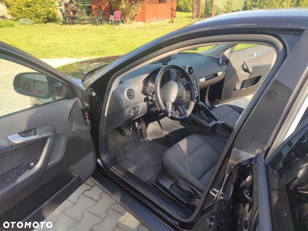 Audi A3 2.0 TDI DPF Attraction - 9