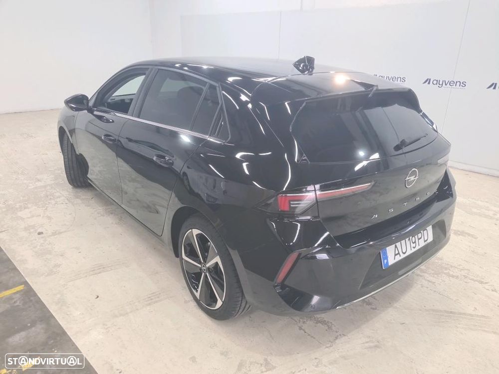 Opel Astra 1.5 D Elegance Aut. - 2