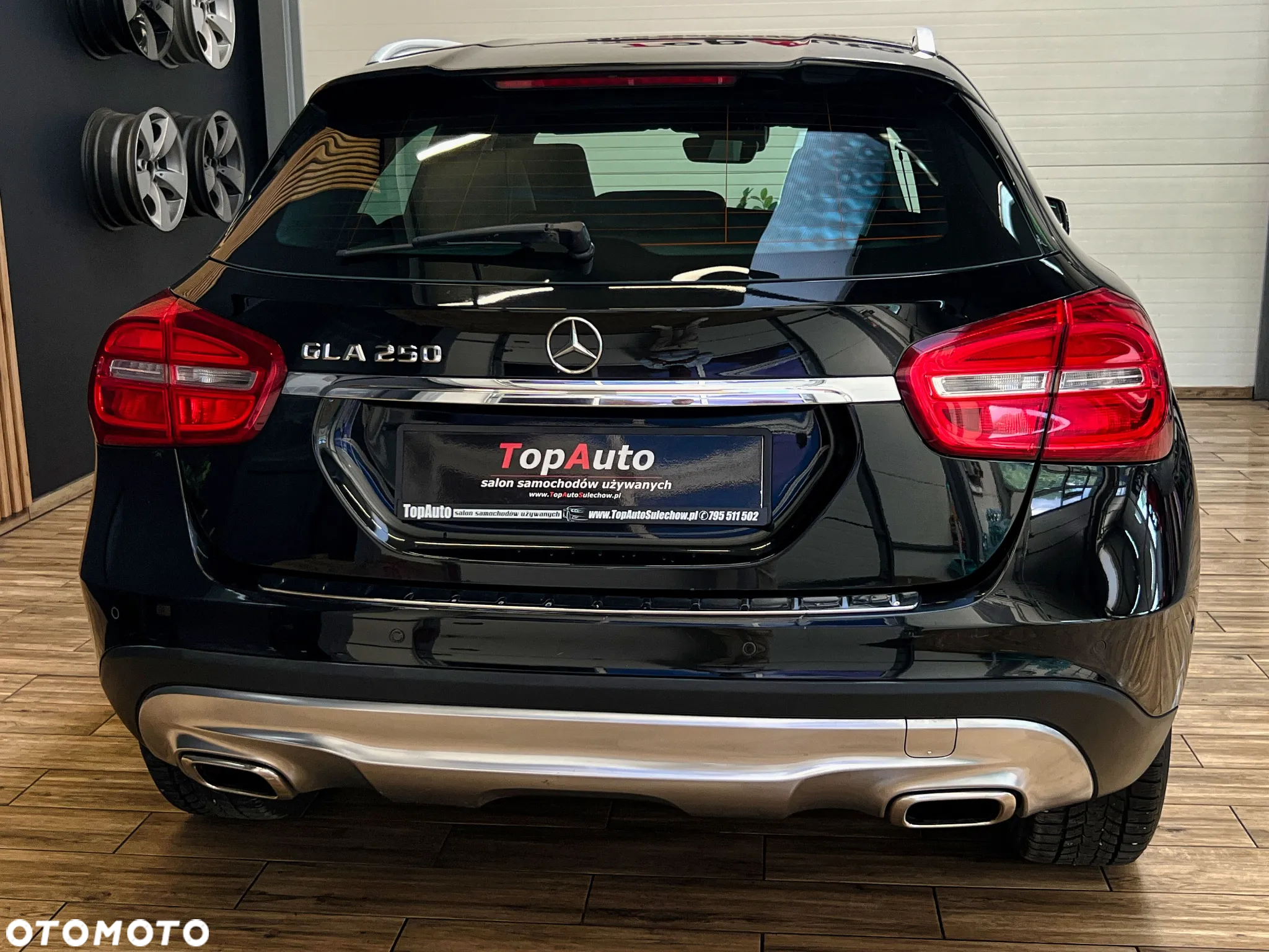 Mercedes-Benz GLA 250 7G-DCT - 8