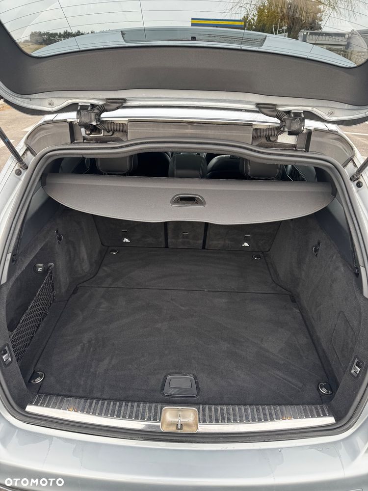 Mercedes-Benz Klasa C 220 CDI DPF Automatik Avantgarde - 24