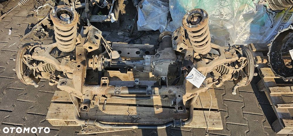 SANKI PRZEDNIE MITSHUBISHI PAJERO IV 3.2 DID - 6