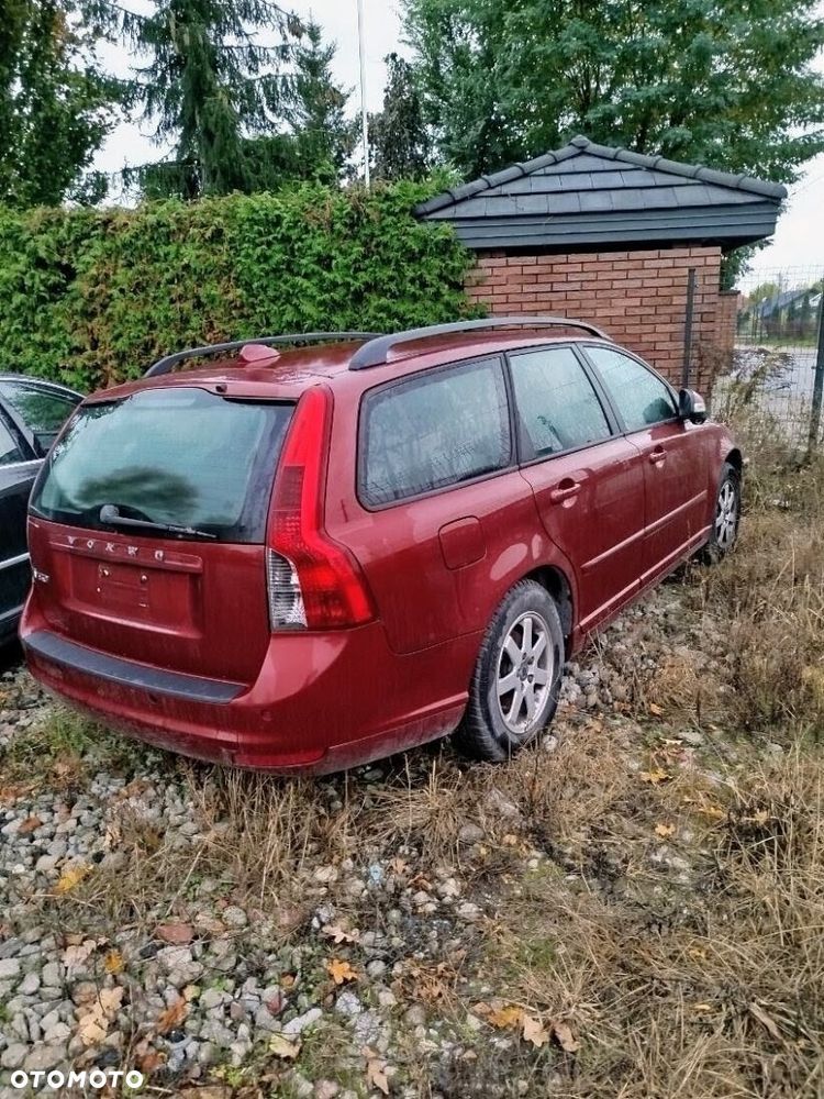 Volvo V50 - 3