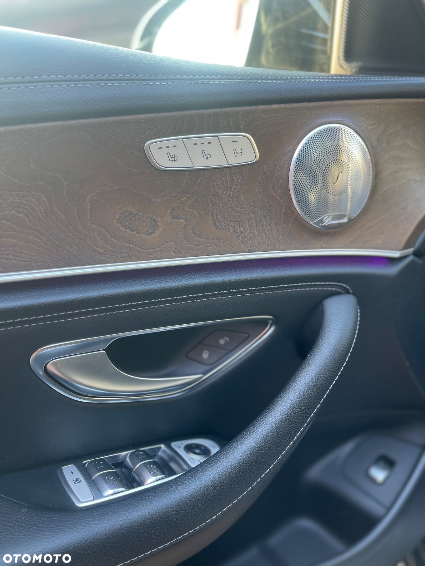 Mercedes-Benz Klasa E 220 d 9G-TRONIC - 8
