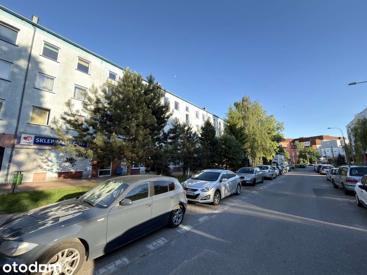 UL. OBYWATELSKA | Miejsce parkingowe w garażu | Uniwersytet Medyczny