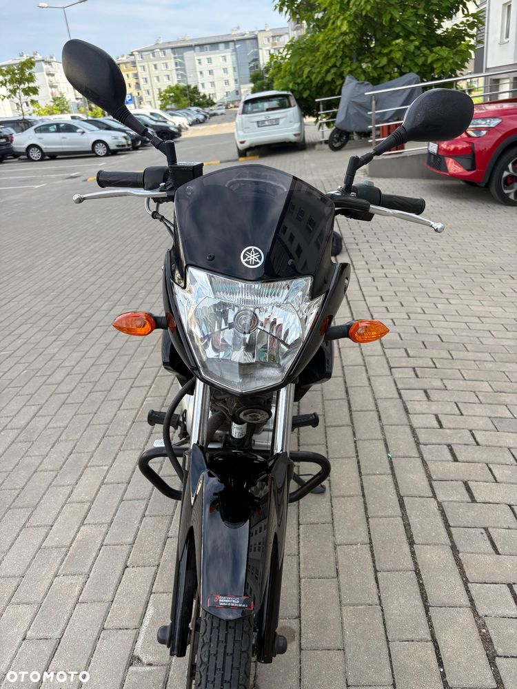 Yamaha YBR - 4