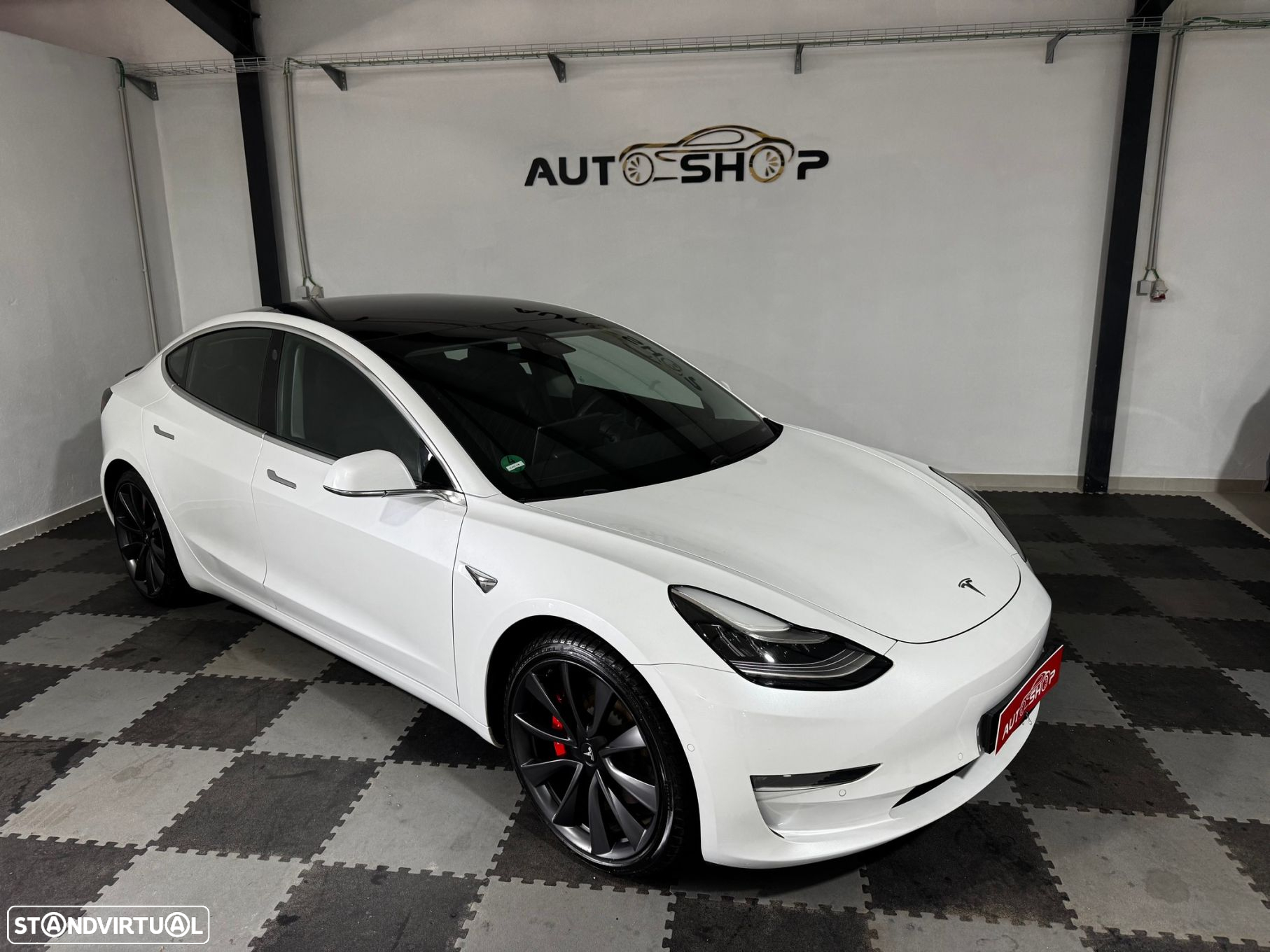 Tesla Model 3 Performance Dual Motor AWD - 3
