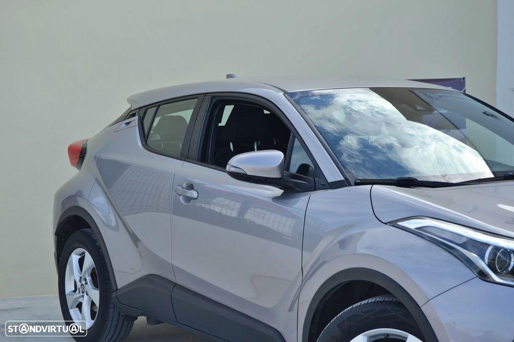 Toyota C-HR 1.2T Comfort - 4