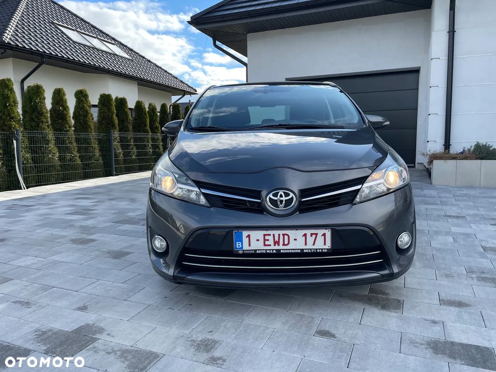 Toyota Verso 1.6 D-4D Prestige - 2