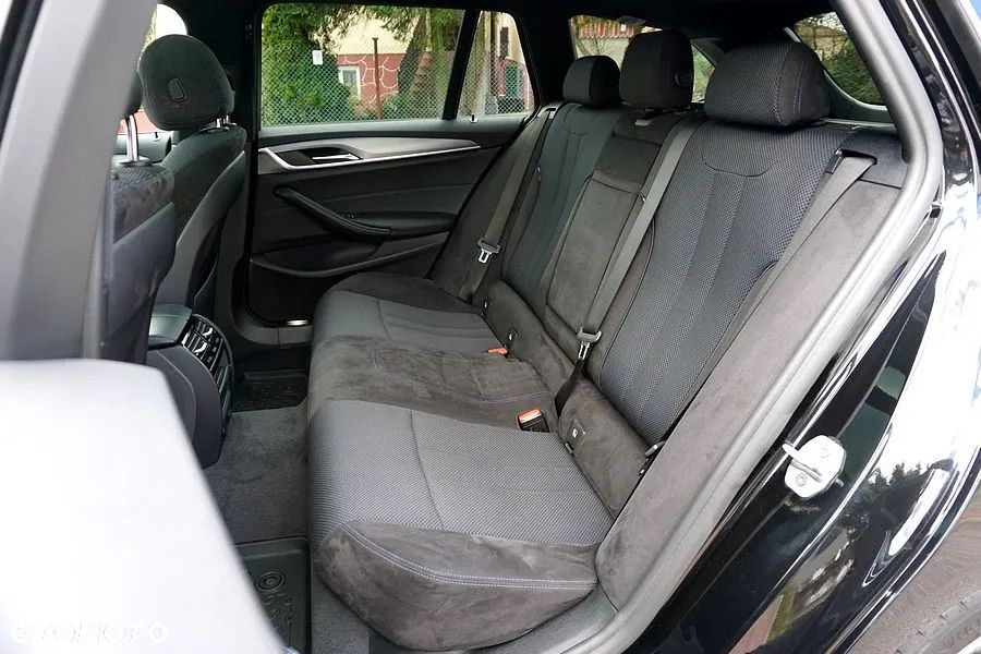 BMW Seria 5 520d M Sport sport - 25