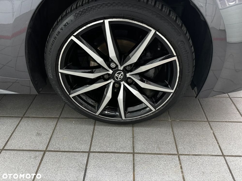 Toyota Corolla 1.8 Hybrid GR Sport Dynamic - 24