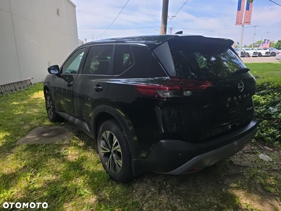 Nissan Rogue - 6
