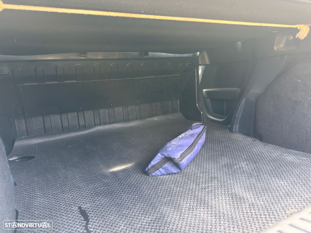 Ford Fiesta 1.4 tdci SportVan - 26