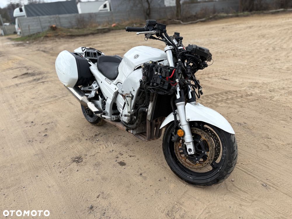 Yamaha FJR - 2