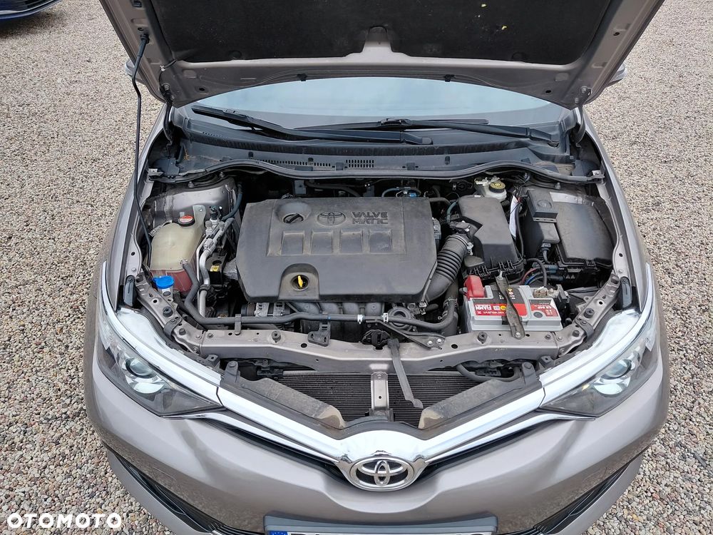 Toyota Auris 1.6 Comfort - 28