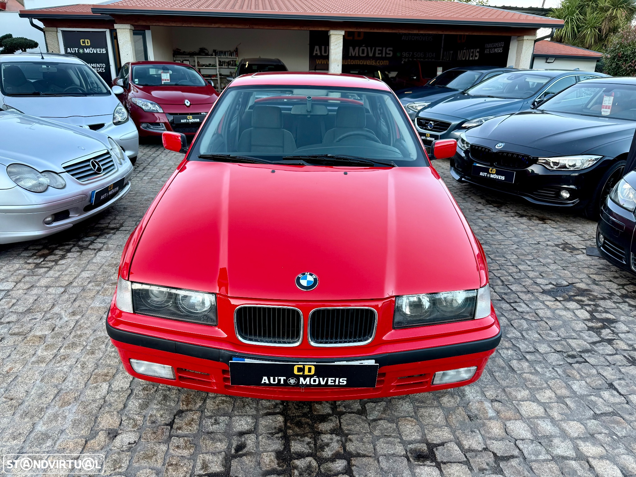 BMW 318 - 24