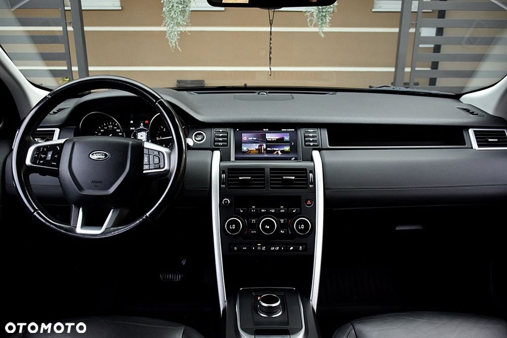 Land Rover Discovery Sport 2.0 TD4 Pure - 18