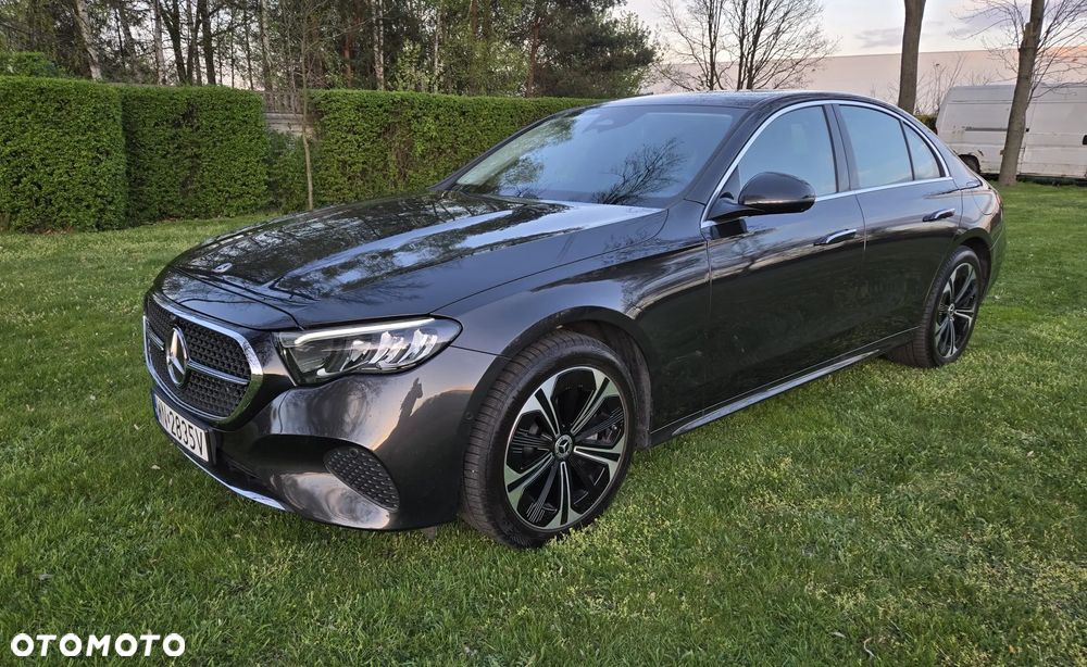 Mercedes-Benz E-Class 2025 photo 2