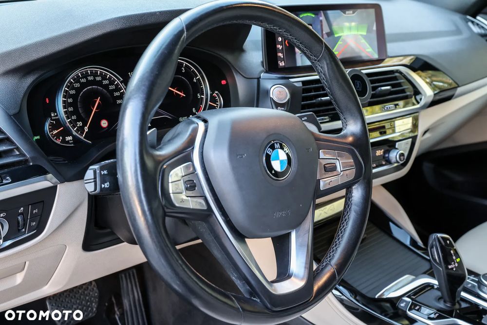 BMW X4 xDrive20d xLine - 10