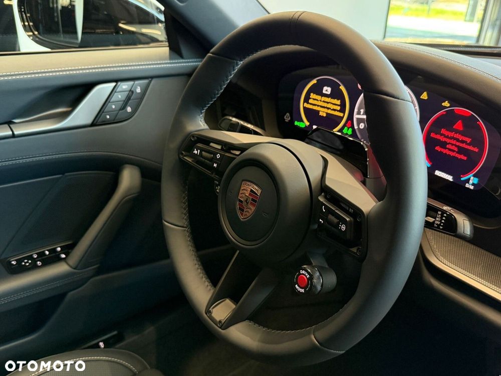 Porsche 911 - 24