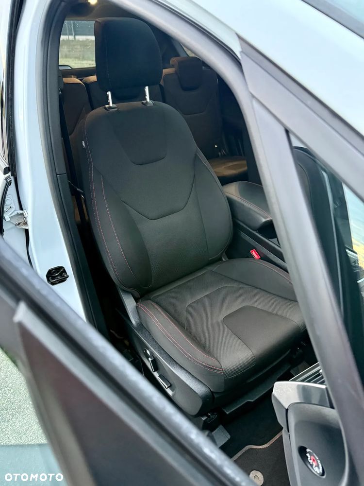 Ford S-Max 2.0 TDCi Bi-Turbo ST-Line PowerShift - 25