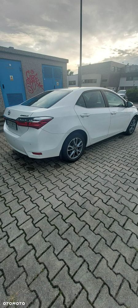 Toyota Corolla 1.6 Comfort - 3