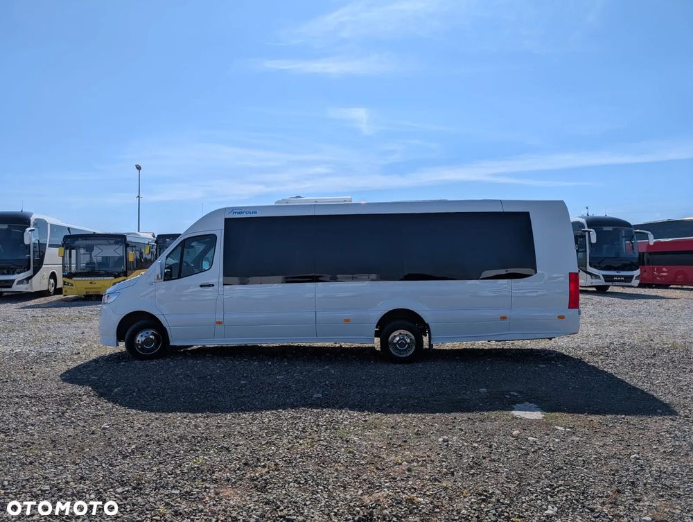 Mercedes-Benz Sprinter 517 - 9
