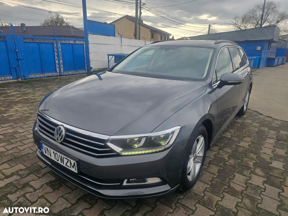Volkswagen Passat Variant 1.6 TDI (BlueMotion Technology) DSG Comfortline - 1