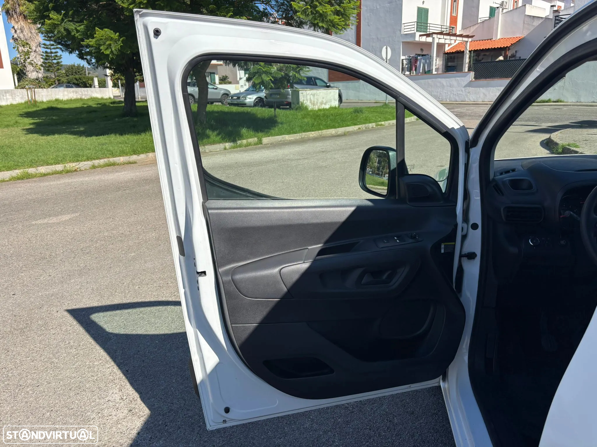 Opel COMBO 1.5 102cv 3 LUGARES - AC - IVA DEDUTÍVEL - 20