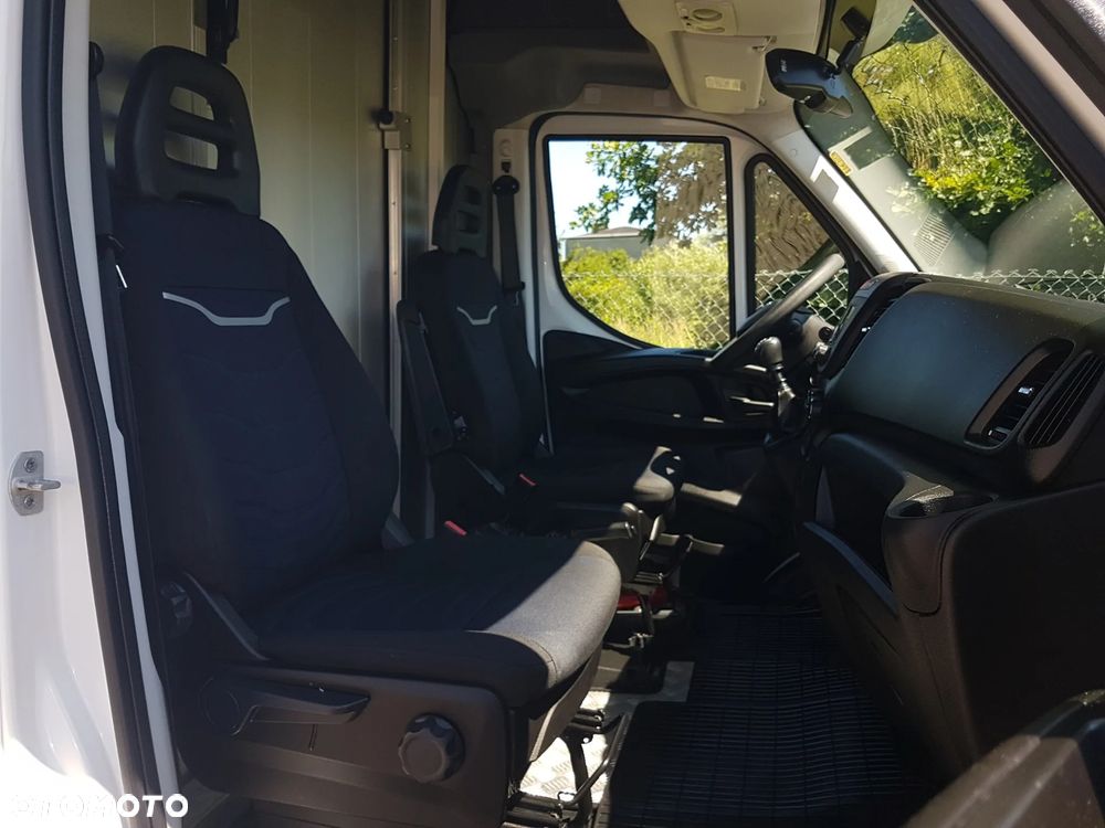 Iveco DAILY KONTENER NISKOPODŁOGOWY 4,43x2,23x2,42 SKLEP FOODTRUCK BAR KLIMA KONIOWÓZ KAMPER - 8