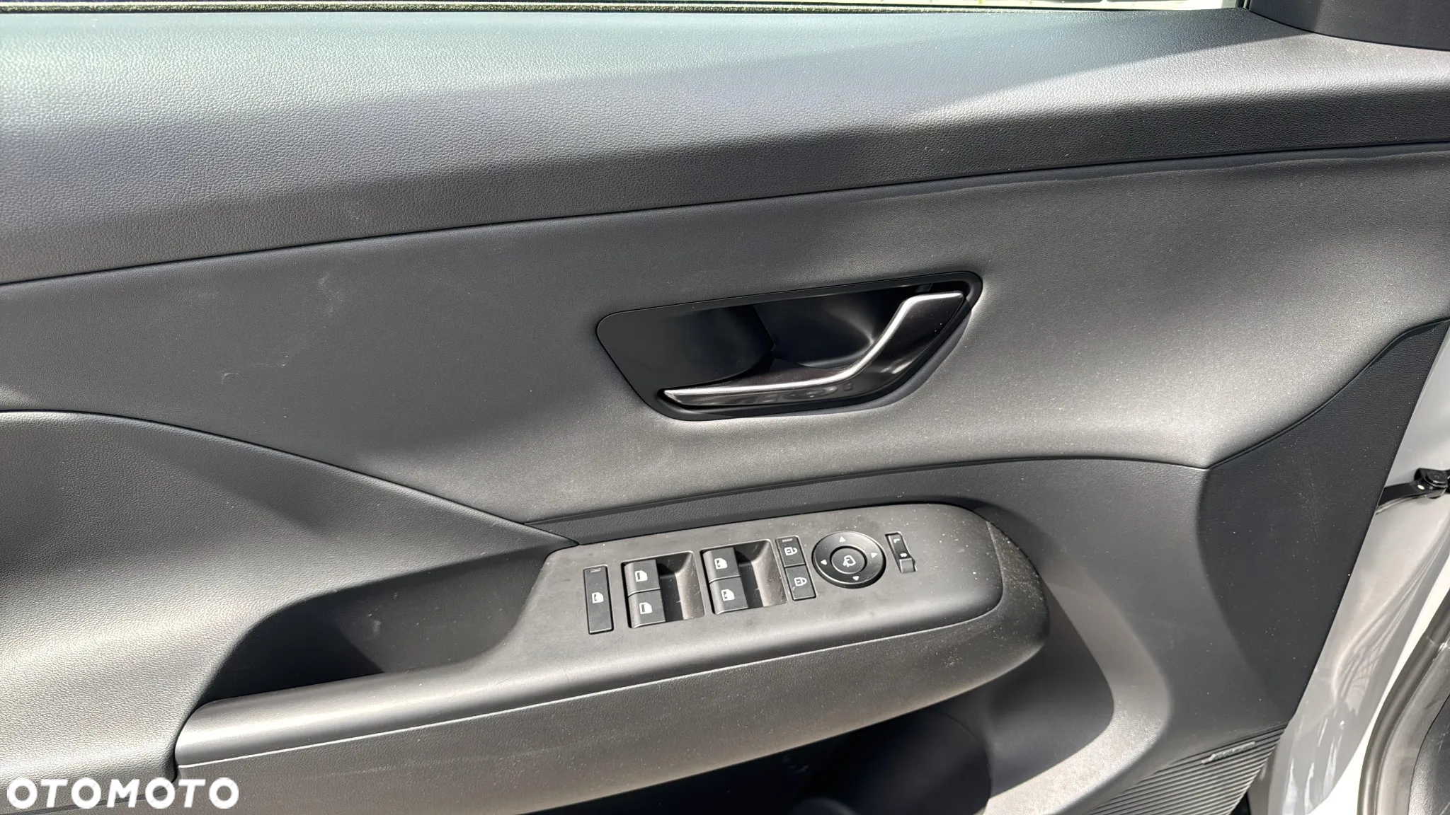 Hyundai Kona - 15