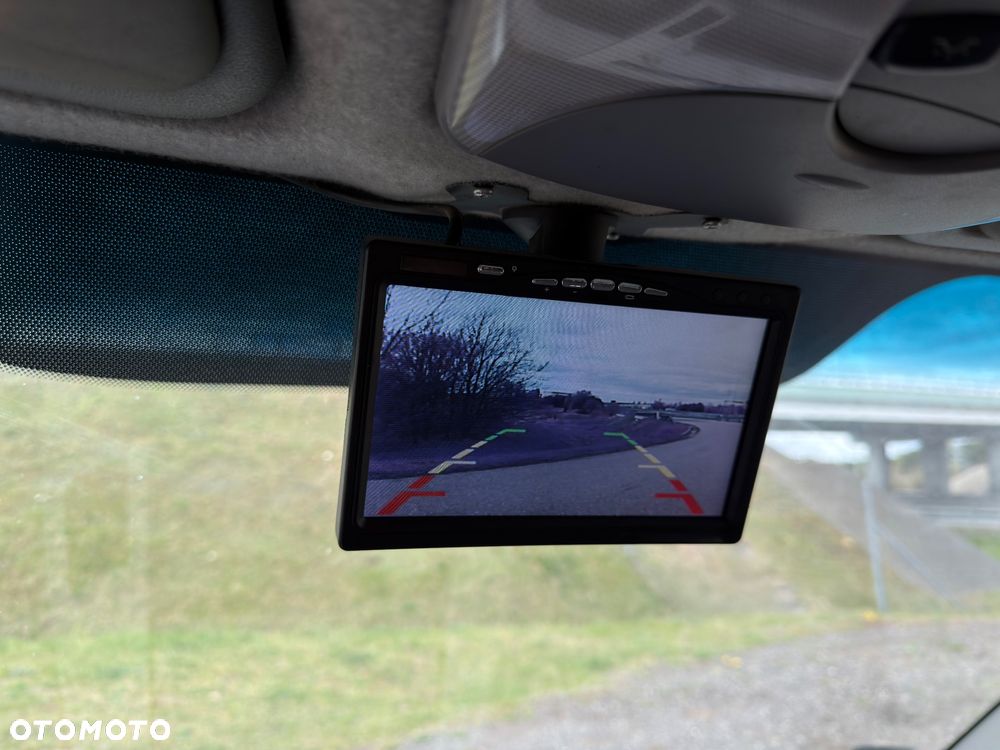 Mercedes-Benz Sprinter - 10