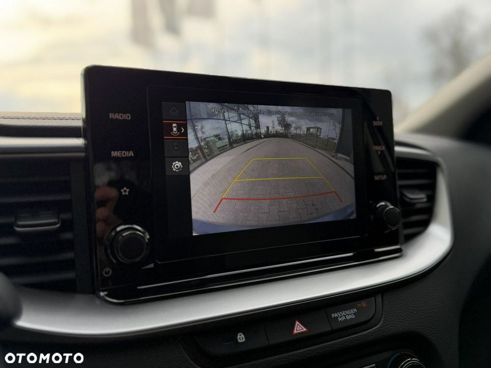 Kia Ceed 1.5 T-GDI M DCT - 23